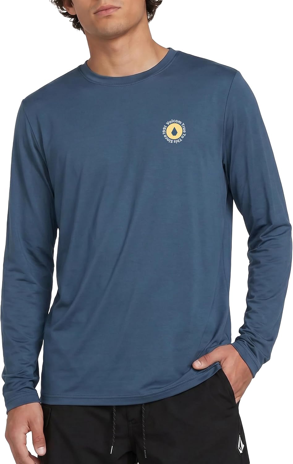 Volcom Taunt Loose Fit Long Sleeve Rashguard Deepblue