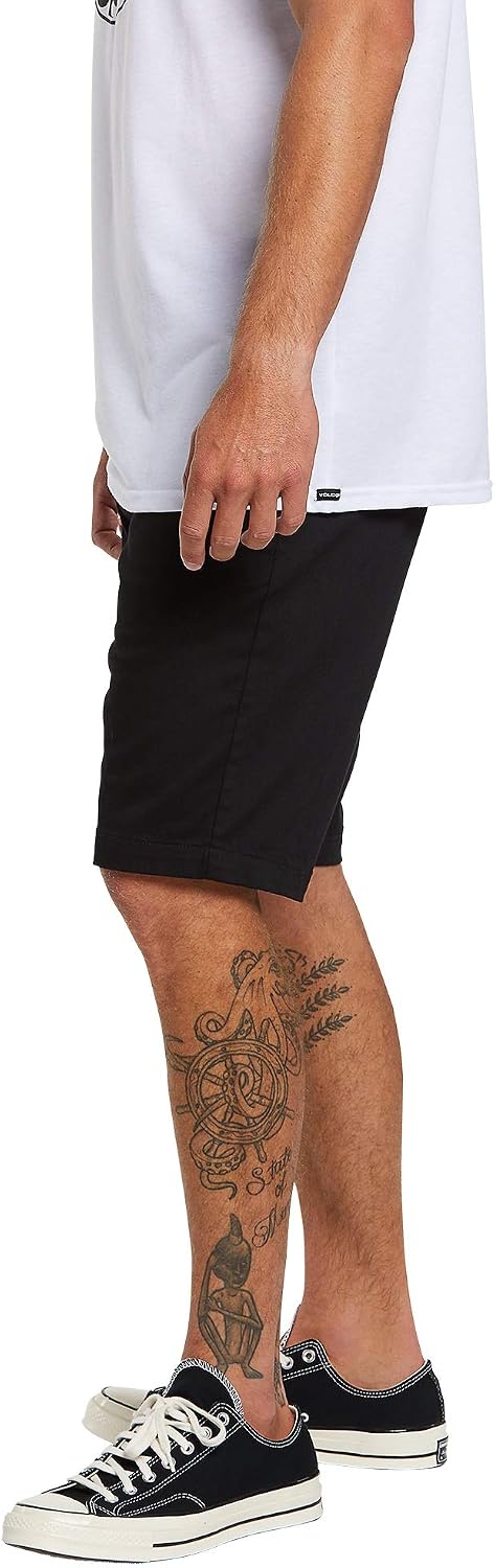 Volcom Men's Modern Fit 21" Chino Short initial