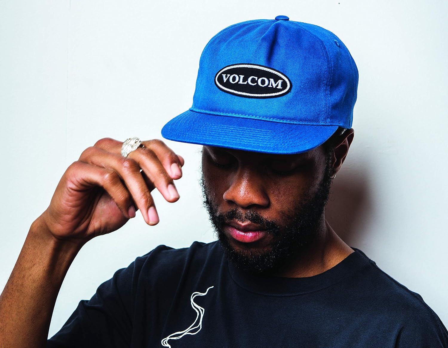 Volcom Men's Full Stone Flexfit Hat - 6-Panel Structured Stretch Twill Baseball Cap Asphalt Black Black