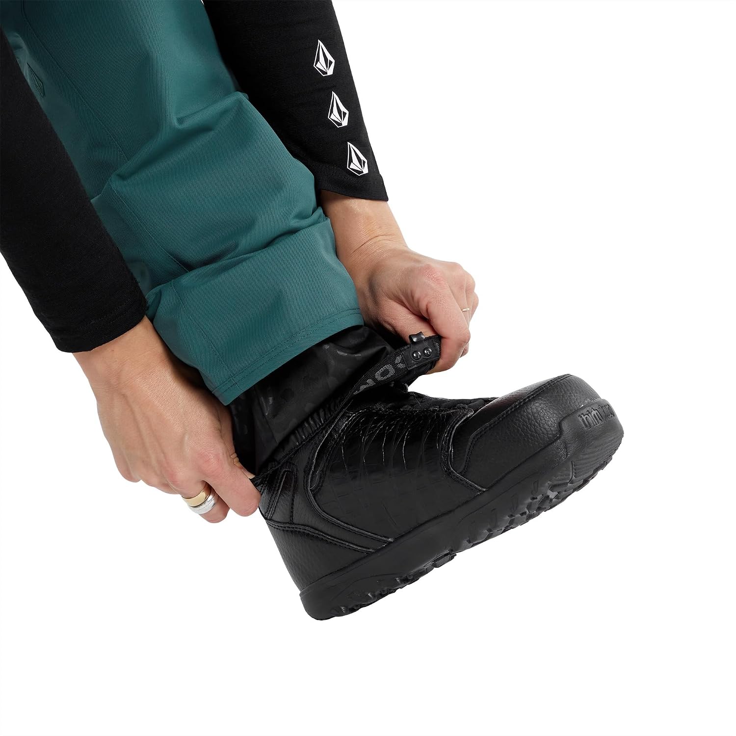 Volcom Women's Hallen Modern Fit Snowbaord Pant Balsam S4