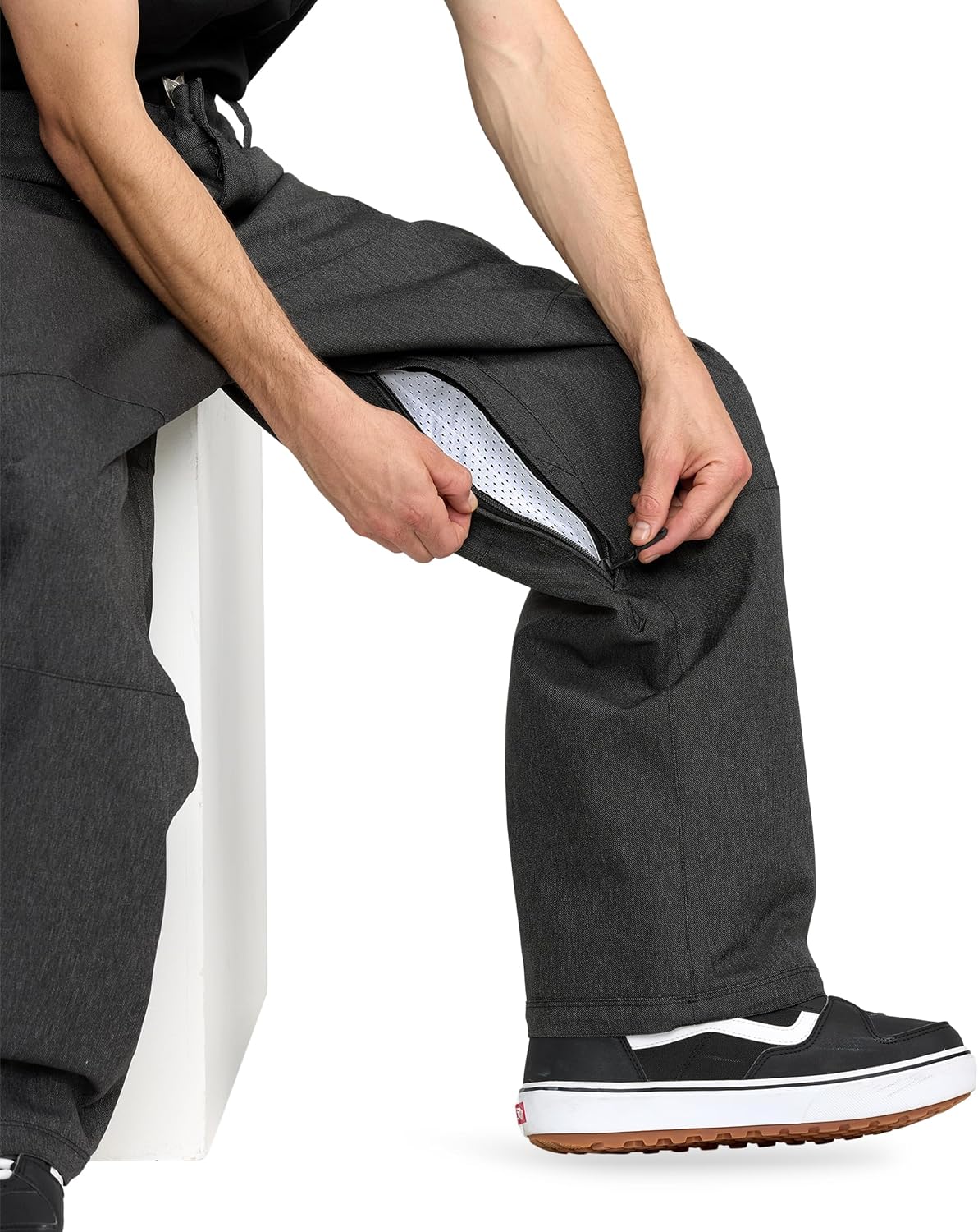 Volcom Men's Shell Snow Billow Pant – 10k Waterproof, Baggy Fit, Breathable 2-layer Black Denim