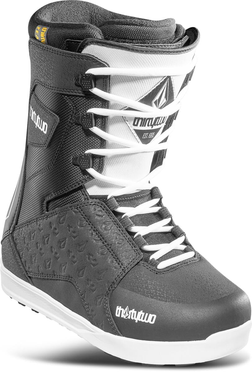 thirtytwo Lashed V Men's Snowboard Boot, All-Mountain, lace-up, Cushioned Black