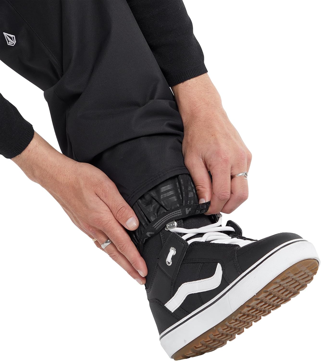 Volcom Men's 5-pocket Snowboard Pant, 10k Waterproof Ski Snow Pants, Sealed Seams Black S4
